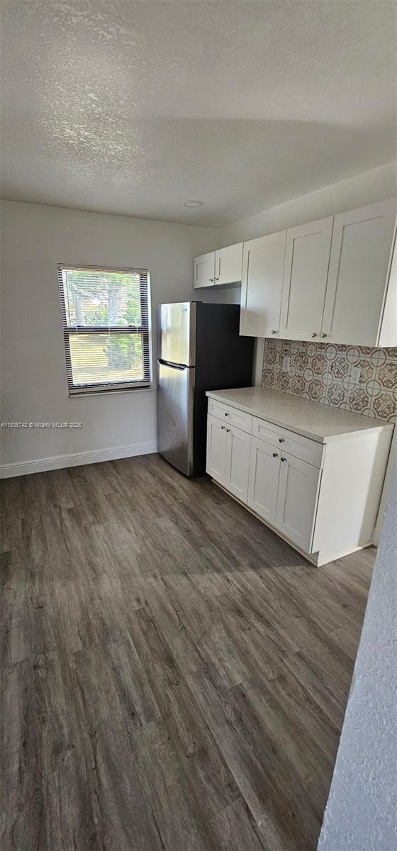 4 of 22 - 915 Avenue M, Fort Pierce, FL