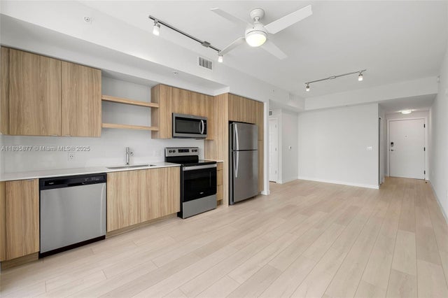 3 of 51 - 555 Ne 8th St 0427, Fort Lauderdale, FL