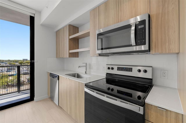 4 of 51 - 555 Ne 8th St 0427, Fort Lauderdale, FL