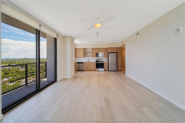 4 of 51 - 555 Ne 8th St 1809, Fort Lauderdale, FL