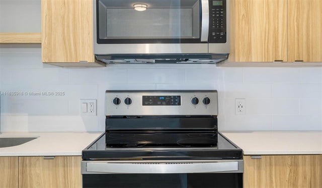 5 of 63 - 555 Ne 8th St 2208, Fort Lauderdale, FL