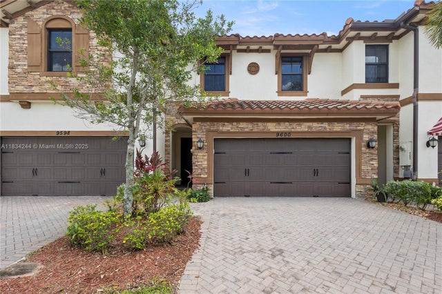 2 of 24 - 9600 N Town Parc Cir N, Parkland, FL