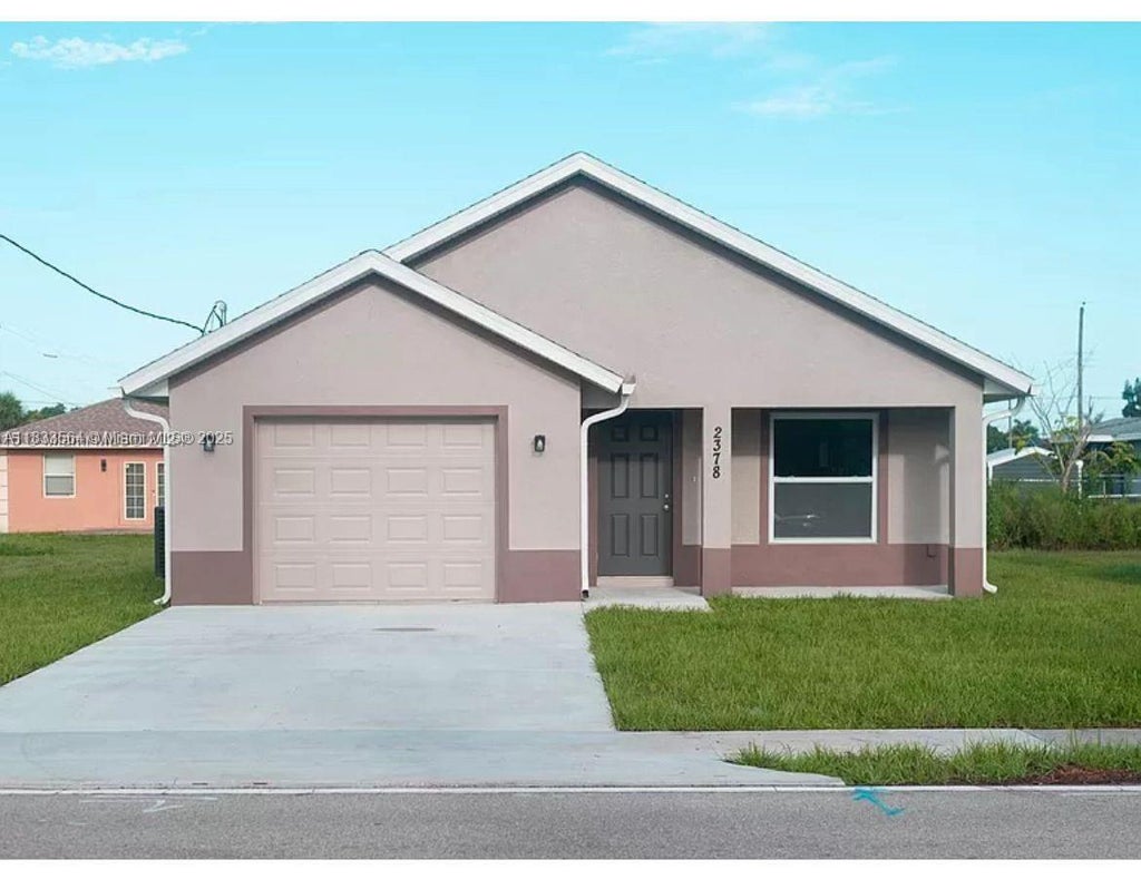 2378 Highland Avenue, Fort Myers