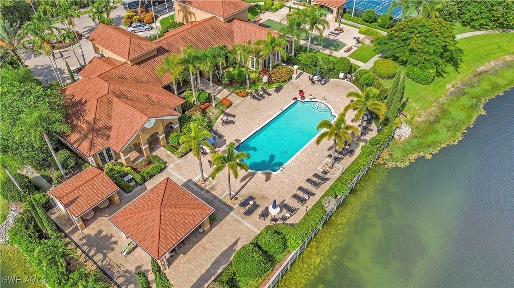 1885 Florida Club Dr 8303, Naples