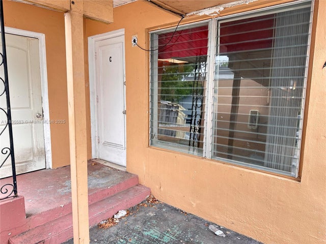 5 of 5 - 1723 Mckinley St C, Hollywood, FL