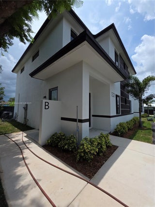 Photo of Listing #A11837370