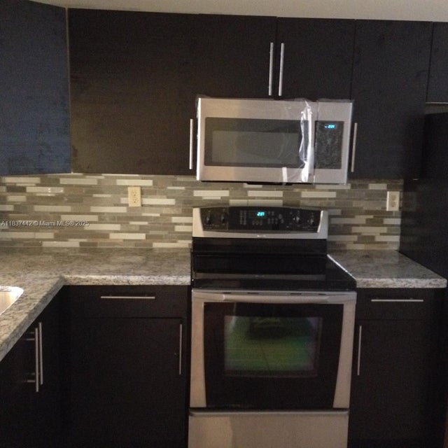 5 of 36 - 3000 Nw 42nd Ave B505, Coconut Creek, FL