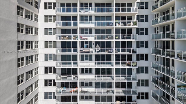5 of 15 - 2030 S Ocean Dr 1716, Hallandale Beach, FL