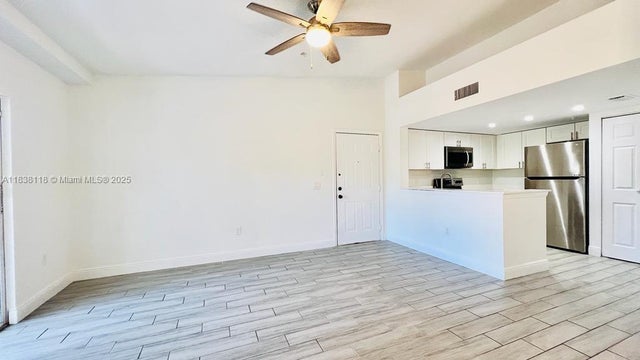 3 of 14 - 4195 N Haverhill Rd 311, West Palm Beach, FL