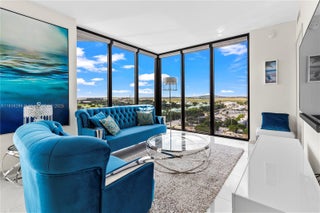 Photo of Listing #A11838289