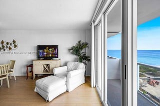 Photo of Listing #A11838714