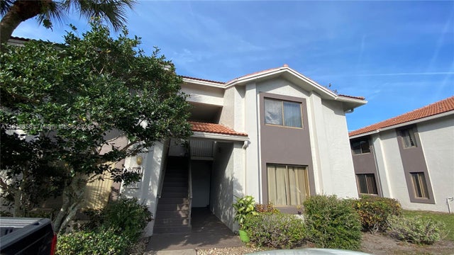 2 of 3 - 8424 Coral Lake Way 8424, Coral Springs, FL