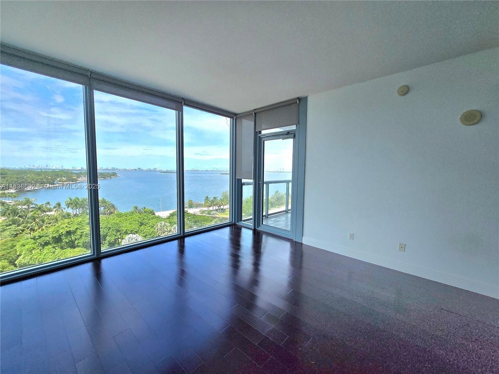 601 Ne 36th St 1008, Miami