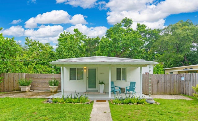 1 of 20 - 3850 Charles Ter, Coconut Grove, FL