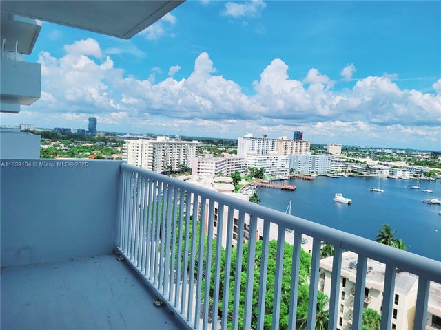 4 of 29 - 137 Golden Isles Dr 1510, Hallandale Beach, FL