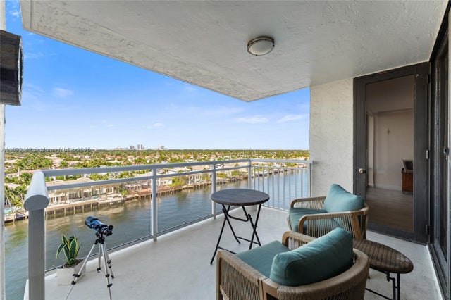 1 of 15 - 1600 S Ocean Dr 10e, Hollywood, FL