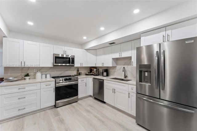 2 of 15 - 1600 S Ocean Dr 10e, Hollywood, FL