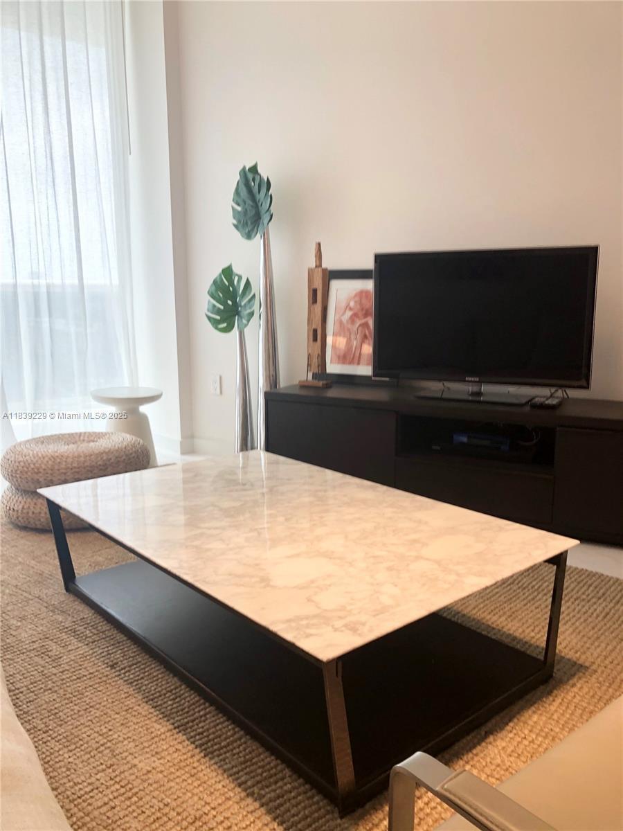15811 Collins Ave 805, Sunny Isles Beach