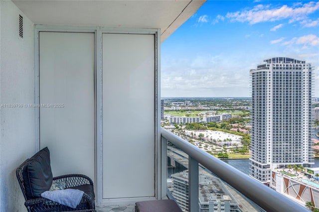 4 of 16 - 1830 S Ocean Dr 3709, Hallandale Beach, FL