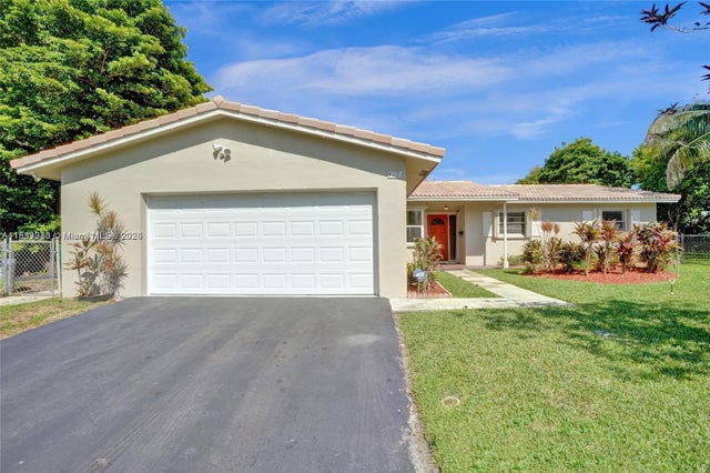 2 of 27 - 4103 Nw 75th Ave, Coral Springs, FL