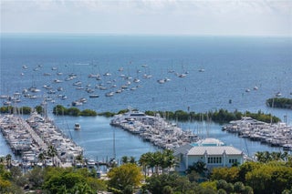 Photo of Listing #A11840148