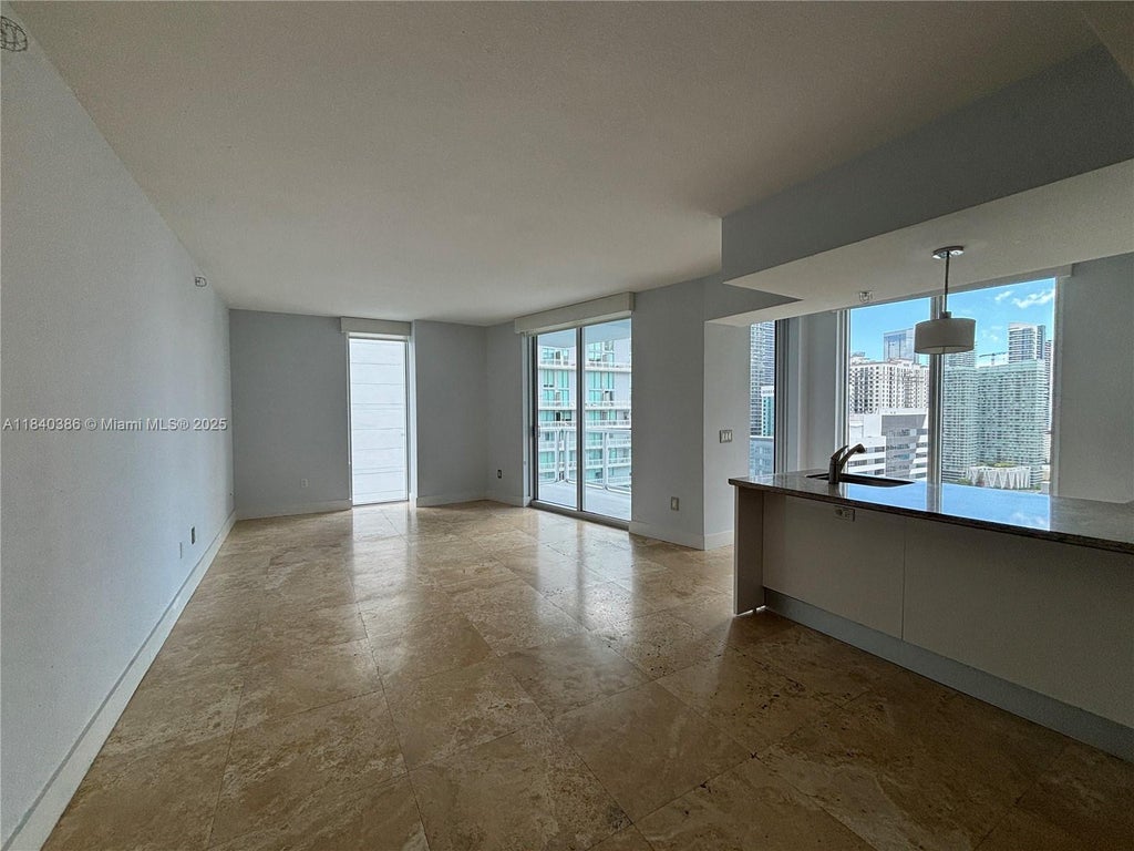 185 Sw 7th St 2612, Miami