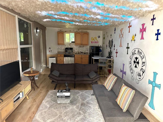 4 of 8 - N/A, Fort Lauderdale, FL