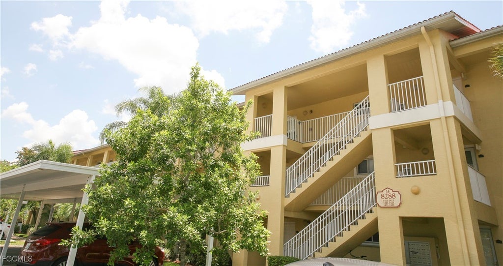 8288 Key Royal Ln 1432, Naples