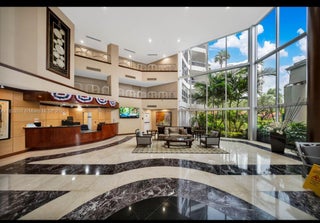 Photo of Listing #A11833031