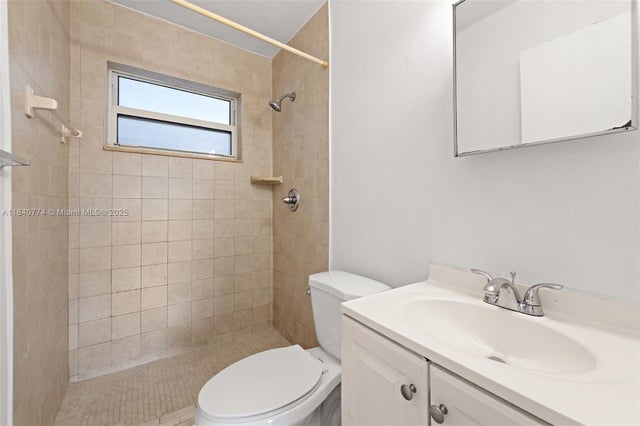 2 of 4 - 517-521 Nw 18th Ave 1, Fort Lauderdale, FL
