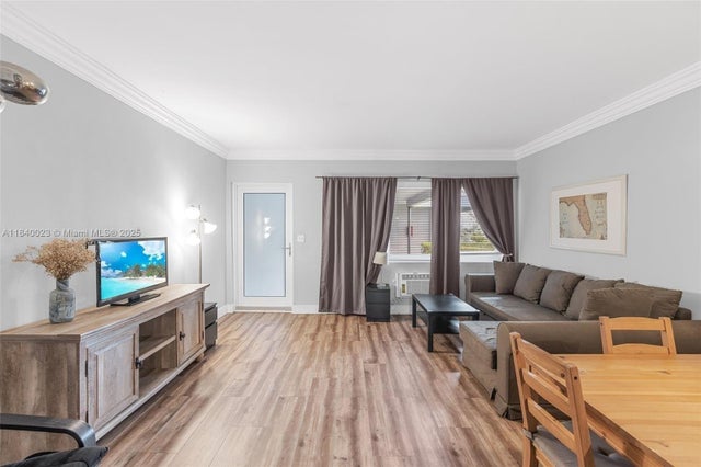 2 of 12 - 600 Layne Blvd 130, Hallandale Beach, FL