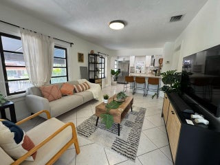 Photo of Listing #A11841800