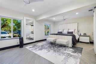 Photo of Listing #A11841793