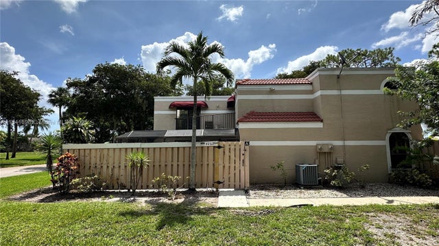 2 of 26 - 4260 Village Dr A, Delray Beach, FL