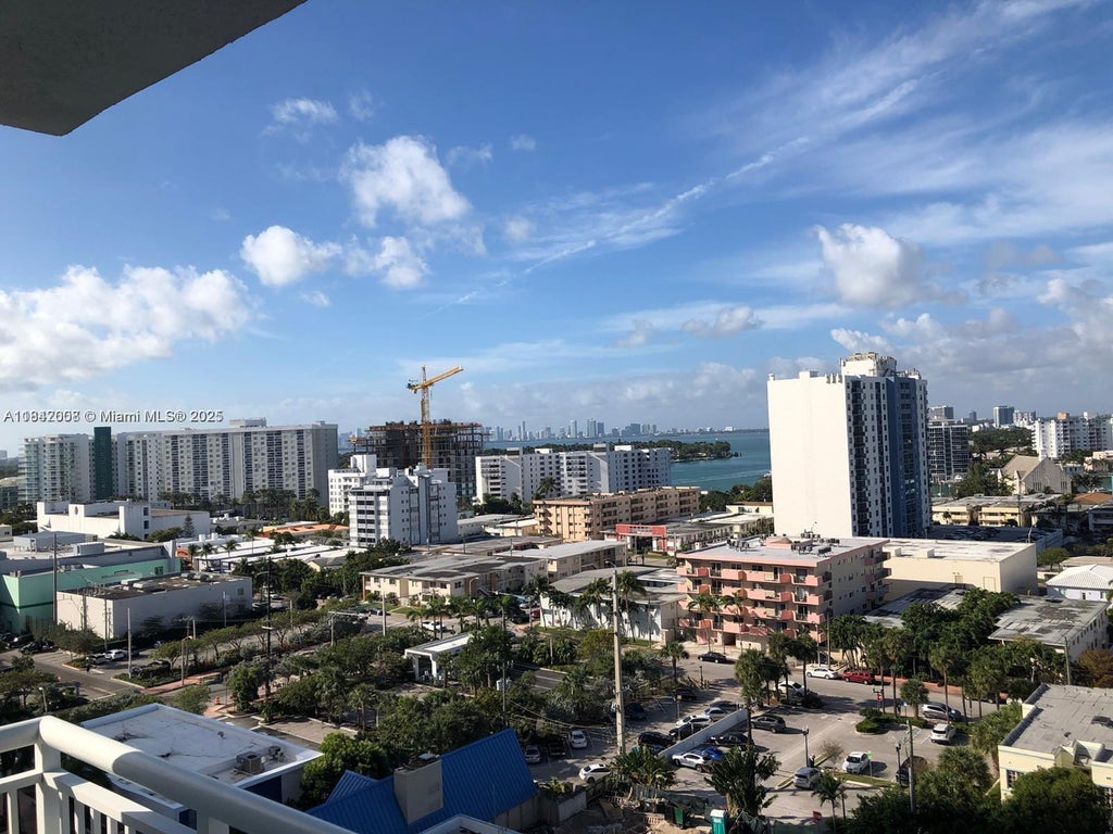 6969 Collins 1402, Miami Beach