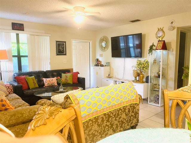 1 of 10 - 10023 Winding Lake Rd 203, Sunrise, FL