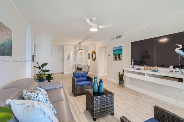 3 of 22 - 2501 S Ocean Dr 715, Hollywood, FL