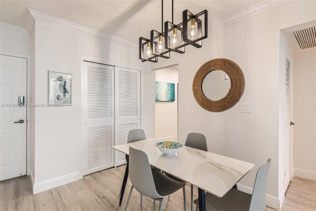 5 of 22 - 2501 S Ocean Dr 715, Hollywood, FL