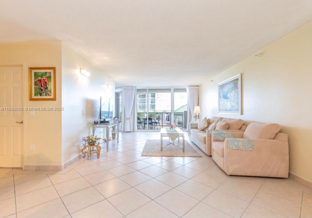 16711 Collins Ave 706, Sunny Isles Beach