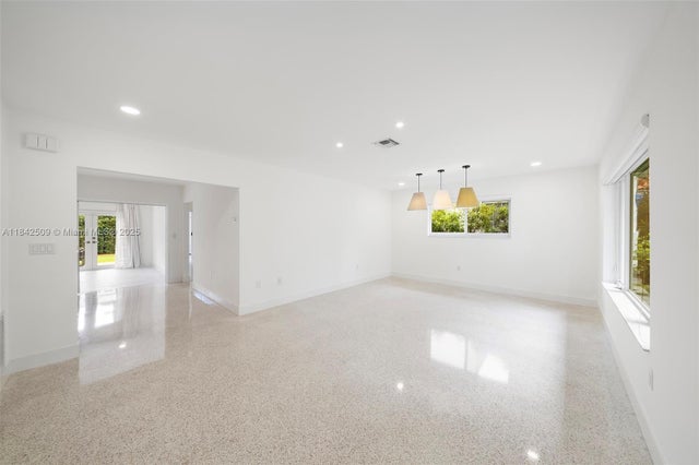 3 of 28 - 415 Navarre Ave, Coral Gables, FL