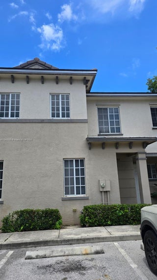 Photo of Listing #A11843135