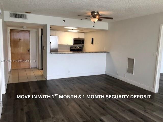 7601 E Treasure Dr 1201, North Bay Village