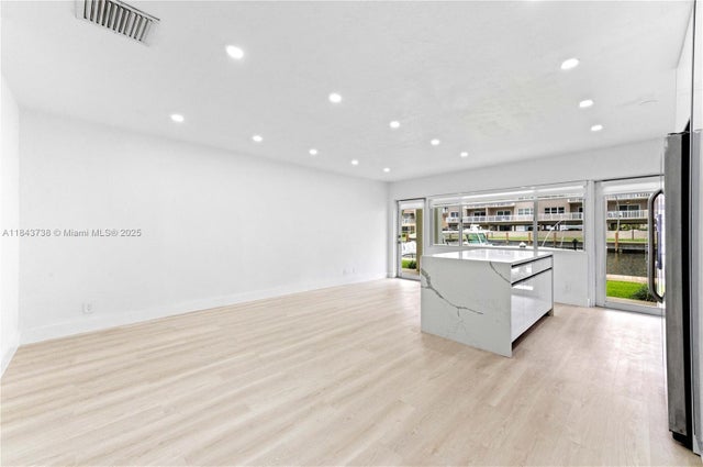 5 of 22 - 2881 Ne 32nd St 115, Fort Lauderdale, FL