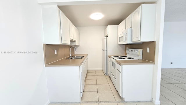 5 of 18 - 4034 Exeter B 4034, Boca Raton, FL
