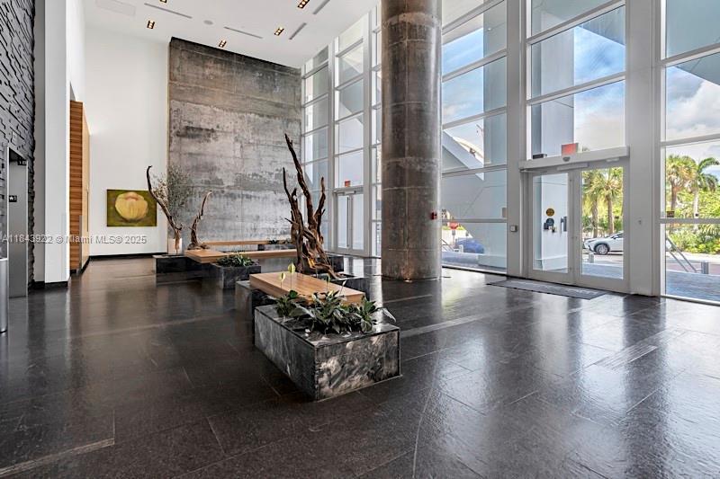 888 Biscayne Blvd 3605, Miami
