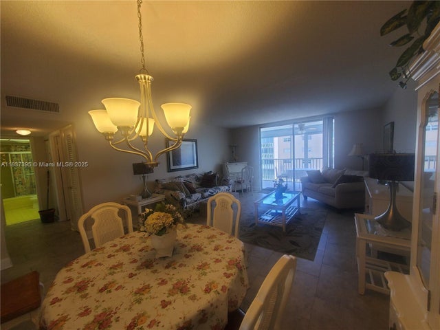 3 of 18 - 319 Ne 14th Ave 507, Hallandale Beach, FL