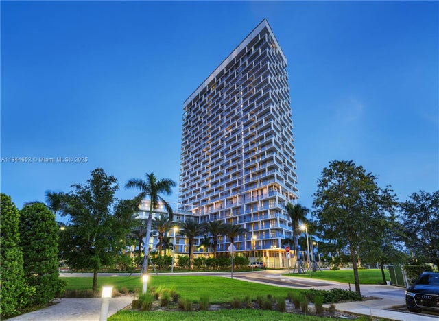 2 of 38 - 2000 Metropica Way 1004, Sunrise, FL