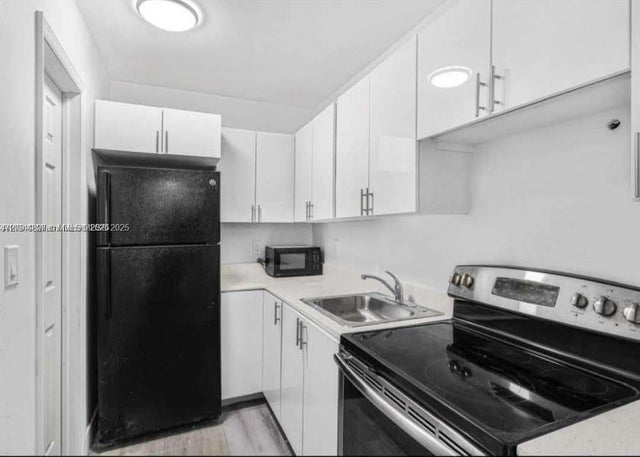 3 of 9 - 1539 Nw 8th Ave 3, Fort Lauderdale, FL