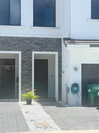 Photo of Listing #A11844978