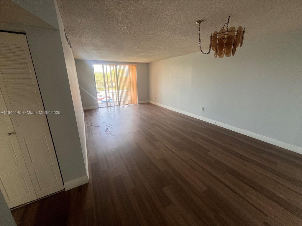 1820 Sw 81st Ave 3304, North Lauderdale